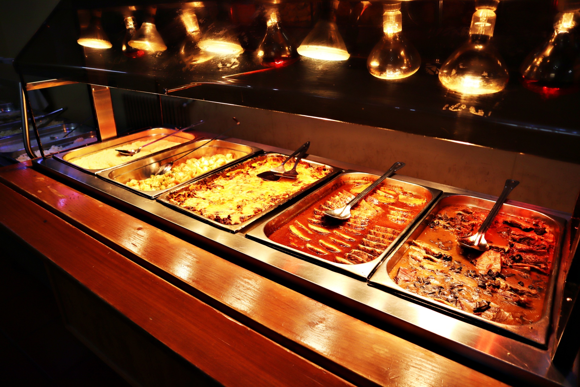Ambiente gastronómico del Gran Hotel Quinamávida